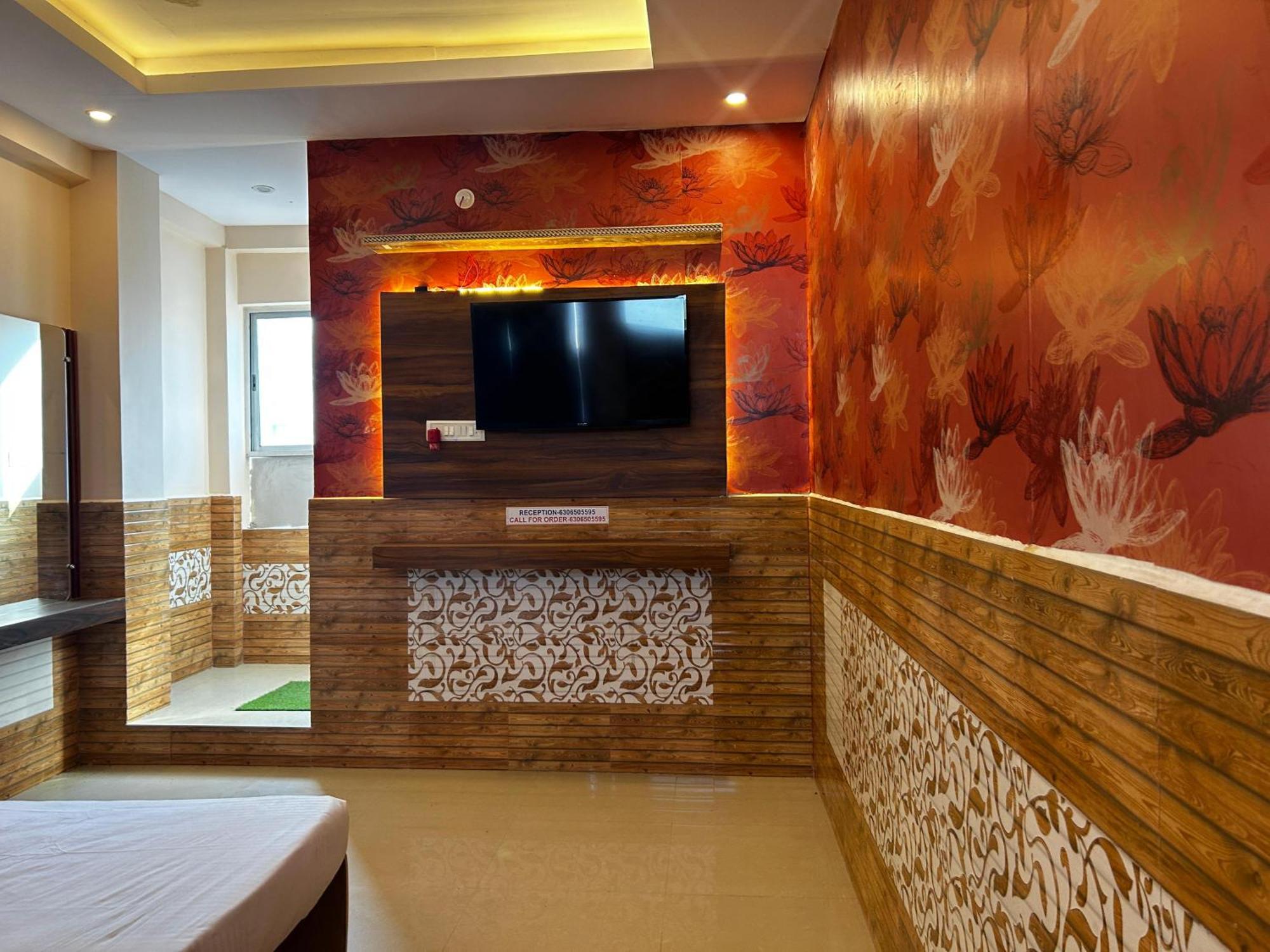 Hotels7Apple Mahoba Luaran gambar